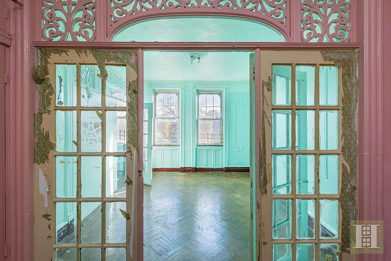 2nd image of 675 Lafayette Ave