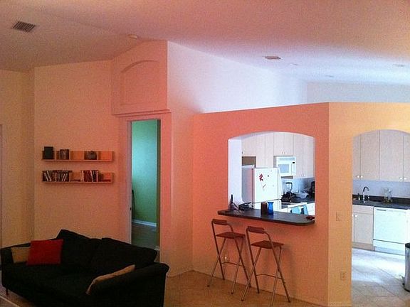 Open Floorplan, Lots of Light