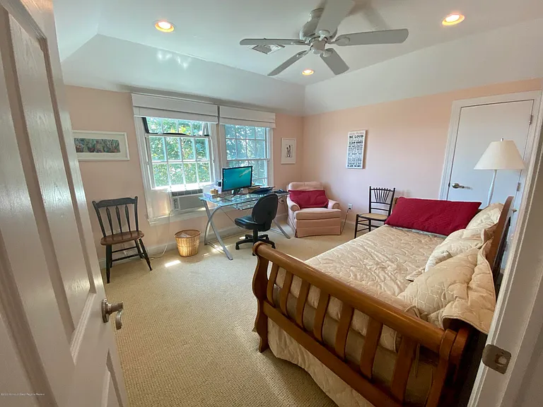 401 Garfield Ave — Photo 44