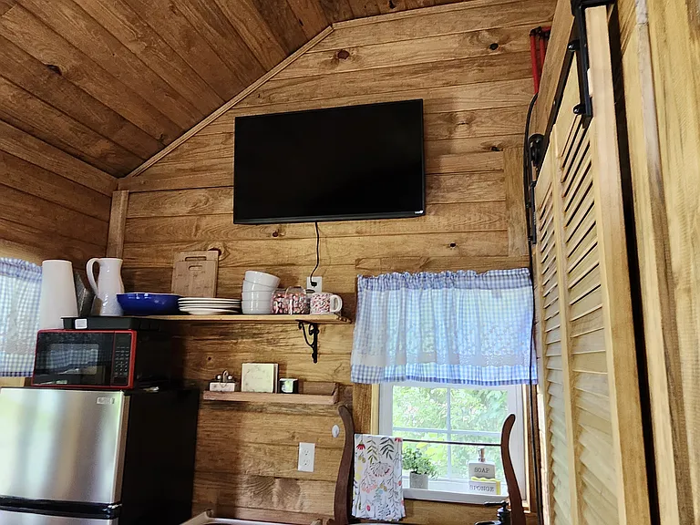 5269 Vardy Blackwater Rd — Photo 3