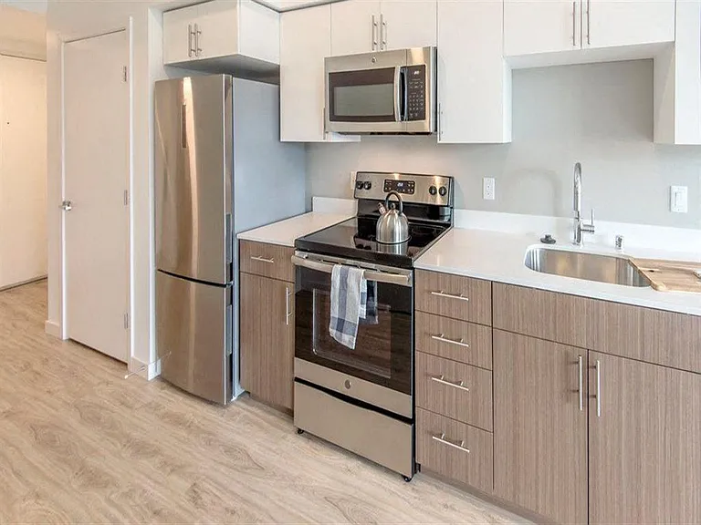 Edition Apartments — Photo 13