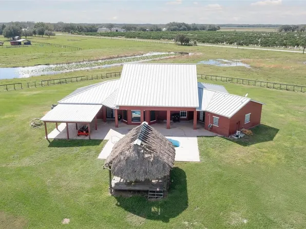 42 Clubhouse Rd, Venus, FL 33960