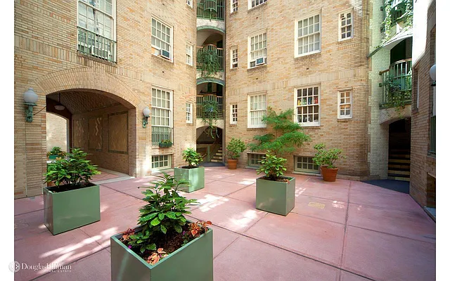 Rented by Corcoran | media 11