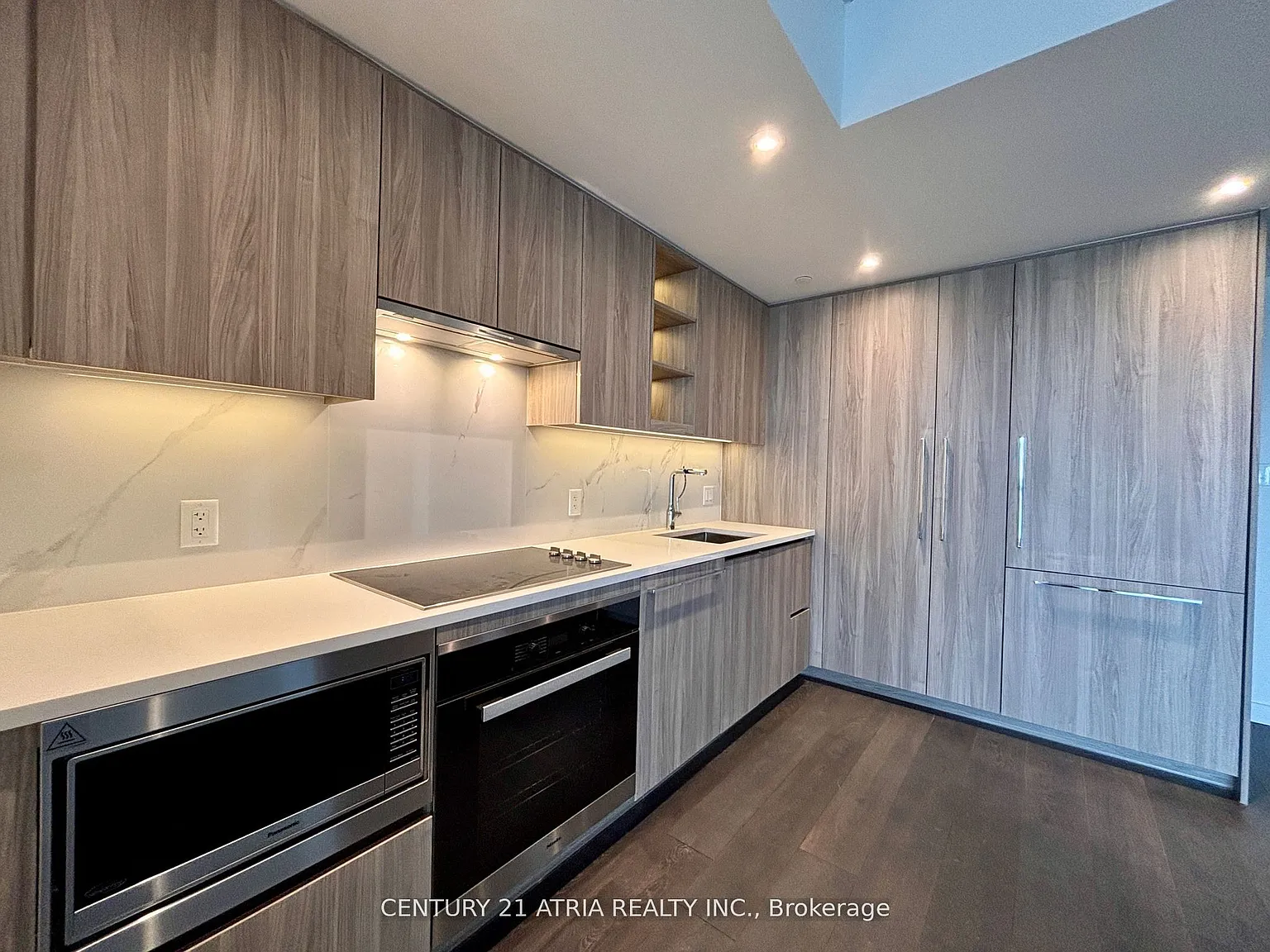3 bed, $4,000 — Photo 2