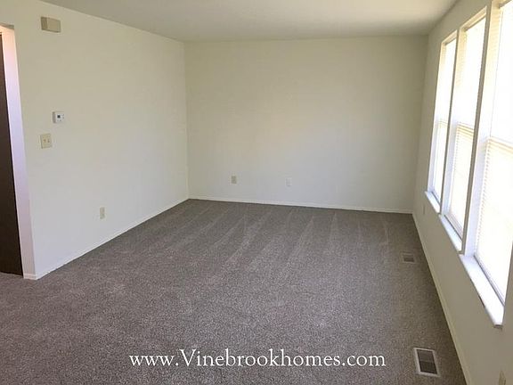 2nd image of 7588 Mount Hood St