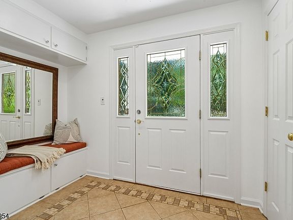 5th image of 201 Parsonage Hill Rd
