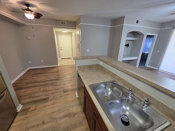 4th image of 2801 Chancellorsville Dr APT 314