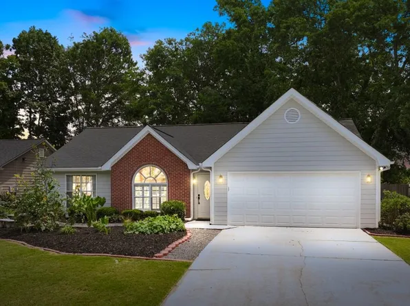 5565 Sugar Crossing Dr, Buford, GA 30518