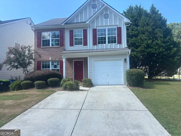 9433 Lakeview Rd, Union City, GA 30291