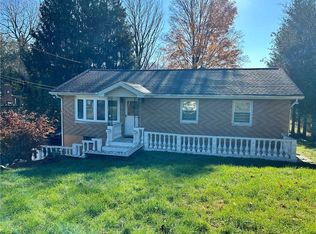 5 Court Ln, Fishkill, NY 12524