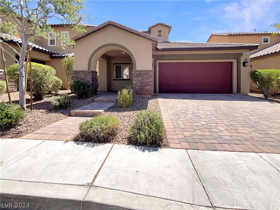 1st image of 10226 Glacier Pool St