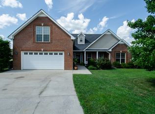 729 Richards Dr, Clarksville, TN 37043