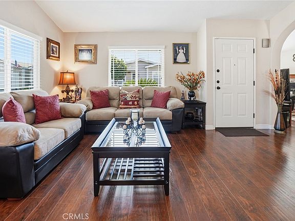 2nd image of 1481 Martinique St