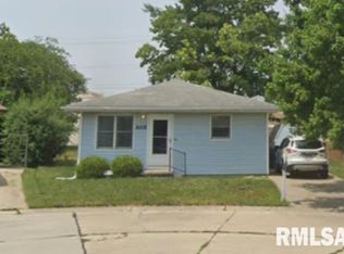 3005 Shadowfax Dr, Springfield, IL 62707