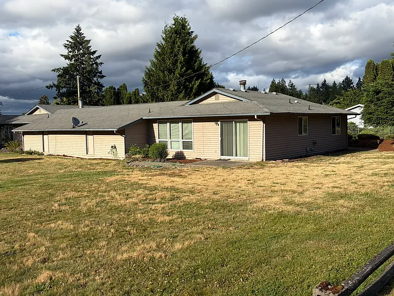 4028 NW Atlantis Ln #A — Photo 1