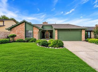 3138 Wagon Trail Dr, Sugar Land, TX 77479