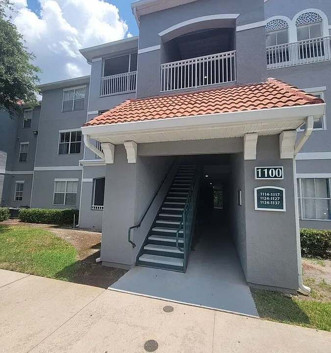 18001 Richmond Place Dr #1116