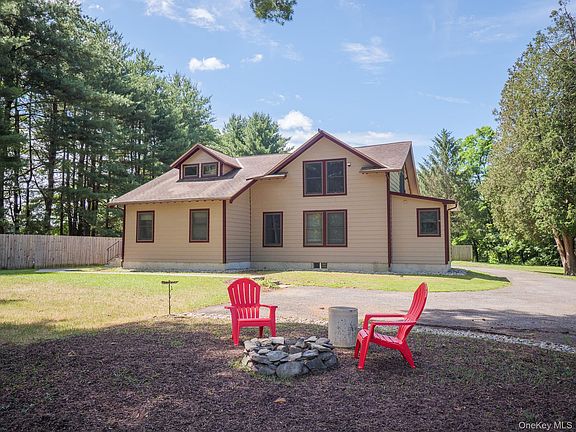 2nd image of 11 Kessler Drive