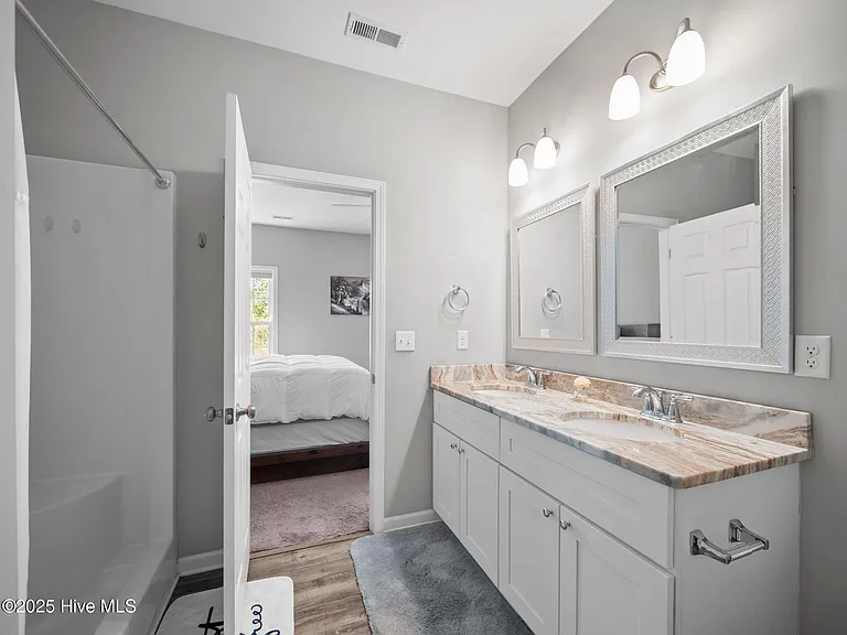 512 Hazelwood Dr — Photo 19