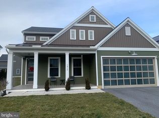 1415 Heatherwood Dr, Mount Joy, PA 17552