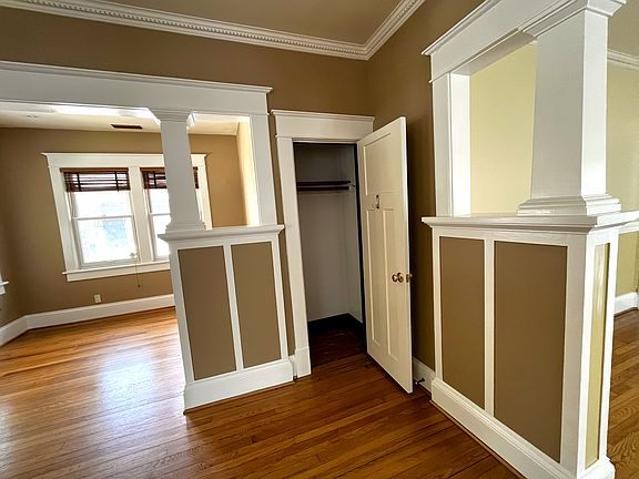 5th image of 917 Gates Ave