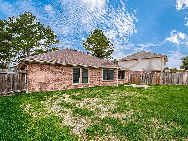 11814 Copperas Creek Dr — Photo 36