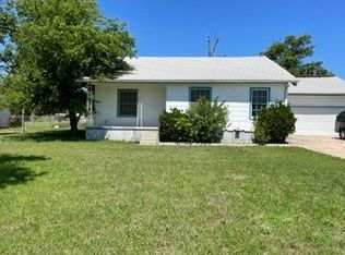 1009 Santa Clara Dr, Brownwood, TX 76801