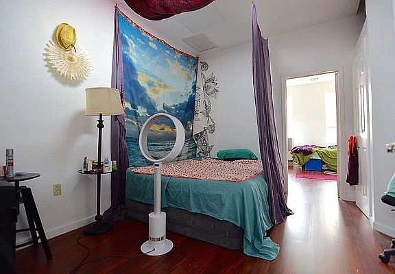 3rd image of 262 Irving Ave APT 3R