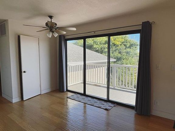 3rd image of 4015 Otono Dr #B