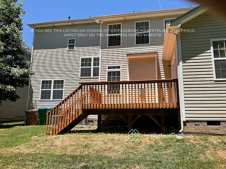 8121 Acacia Ct — Photo 15