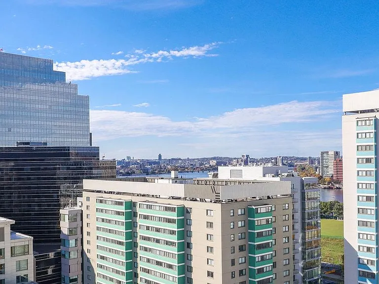 8 Whittier Pl #21G — Photo 9