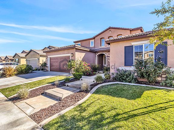 3rd image of 24471 Reserve Ct