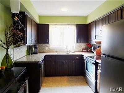 3rd image of 389 Carver Dr