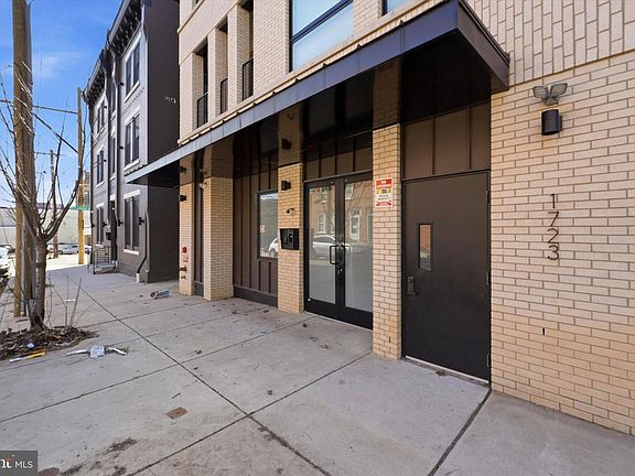 2nd image of 1723 Francis St #3F
