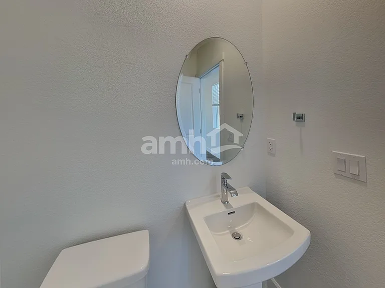 10028 Atchinson Ct — Photo 13