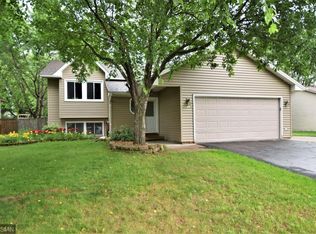 11420 Edgewood Pl N, Champlin, MN 55316