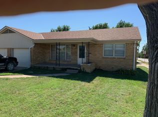 901 S Clifton Ave, Wichita, KS 67218