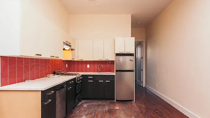 Rented by Nooklyn NYC LLC | media 3