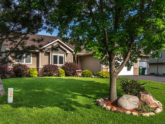 3rd image of 6665 Clearwater Creek Dr