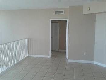 4th image of 1 Glen Royal Pkwy APT 1606