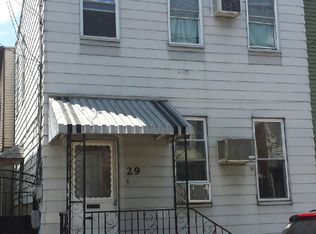 29 Fillmore St, Newark, NJ 07105