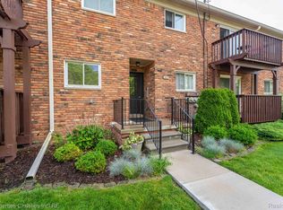 42472 Woodward Ave APT B1, Bloomfield Hills, MI 48304