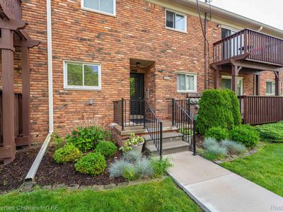 42472 Woodward Ave APT B1, Bloomfield Hills, MI, 48304