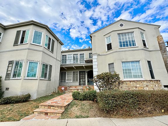 3rd image of 1160 S Citrus Ave #5021
