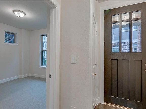 2nd image of 2742 Yellow Jasmine Ln