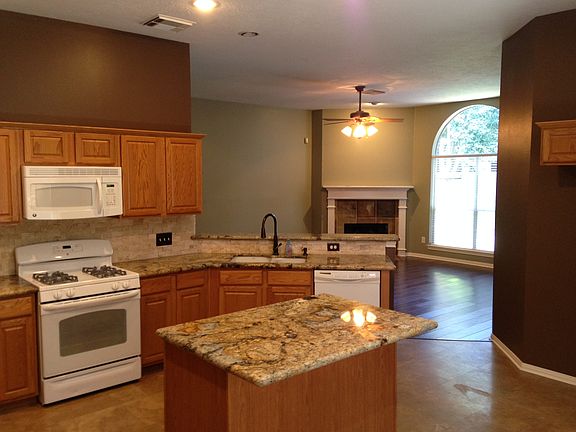 5th image of 20610 White Berry Ct