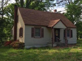 110 Carson St, Brookneal, VA 24528