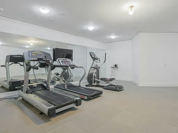 5000 Grosvenor Avenue image 39 of 42