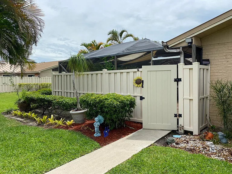 5590 Golden Eagle Cir — Photo 1
