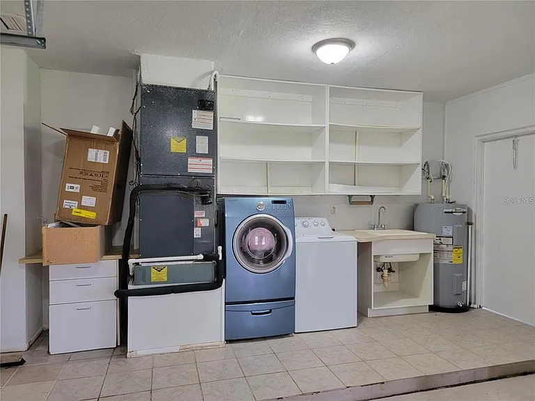 26221 Constantine Rd — Photo 24